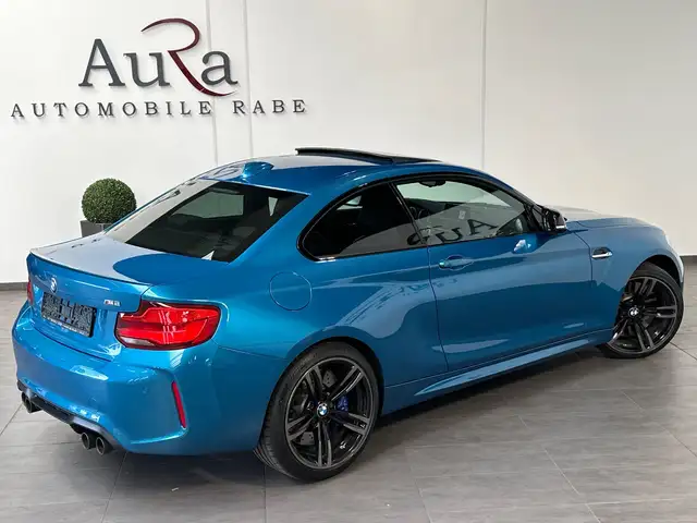 BMW M2 view 2