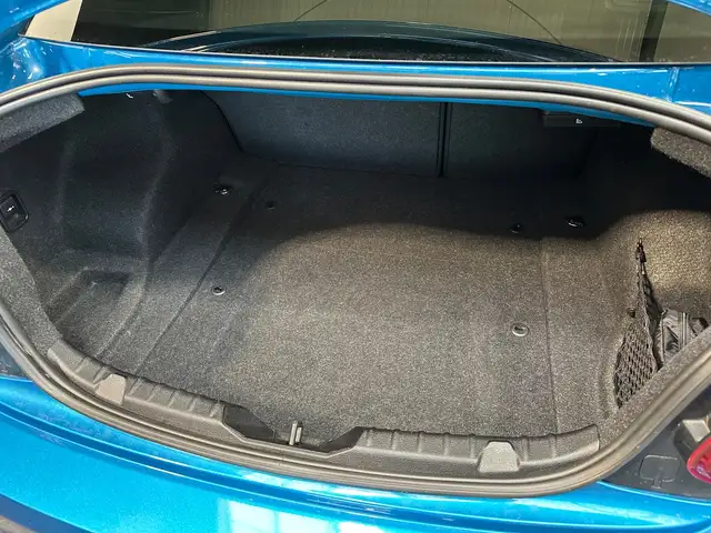 BMW M2 view 11