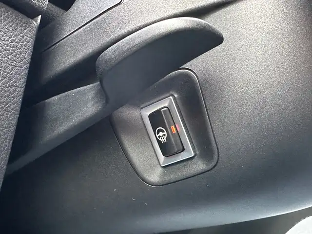 BMW M2 view 23