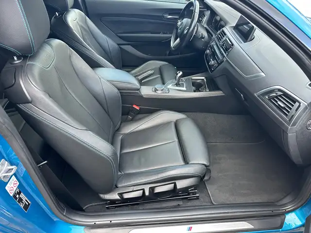 BMW M2 view 6