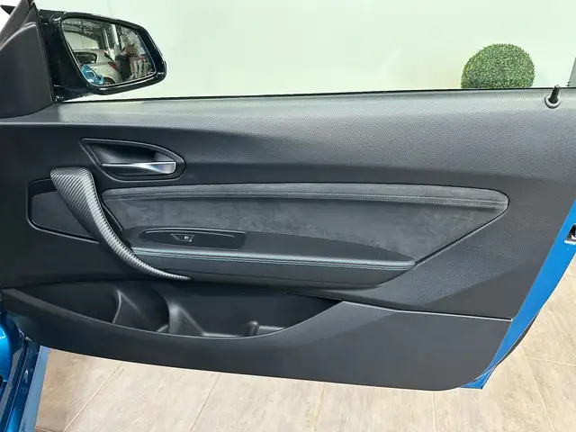BMW M2 view 25