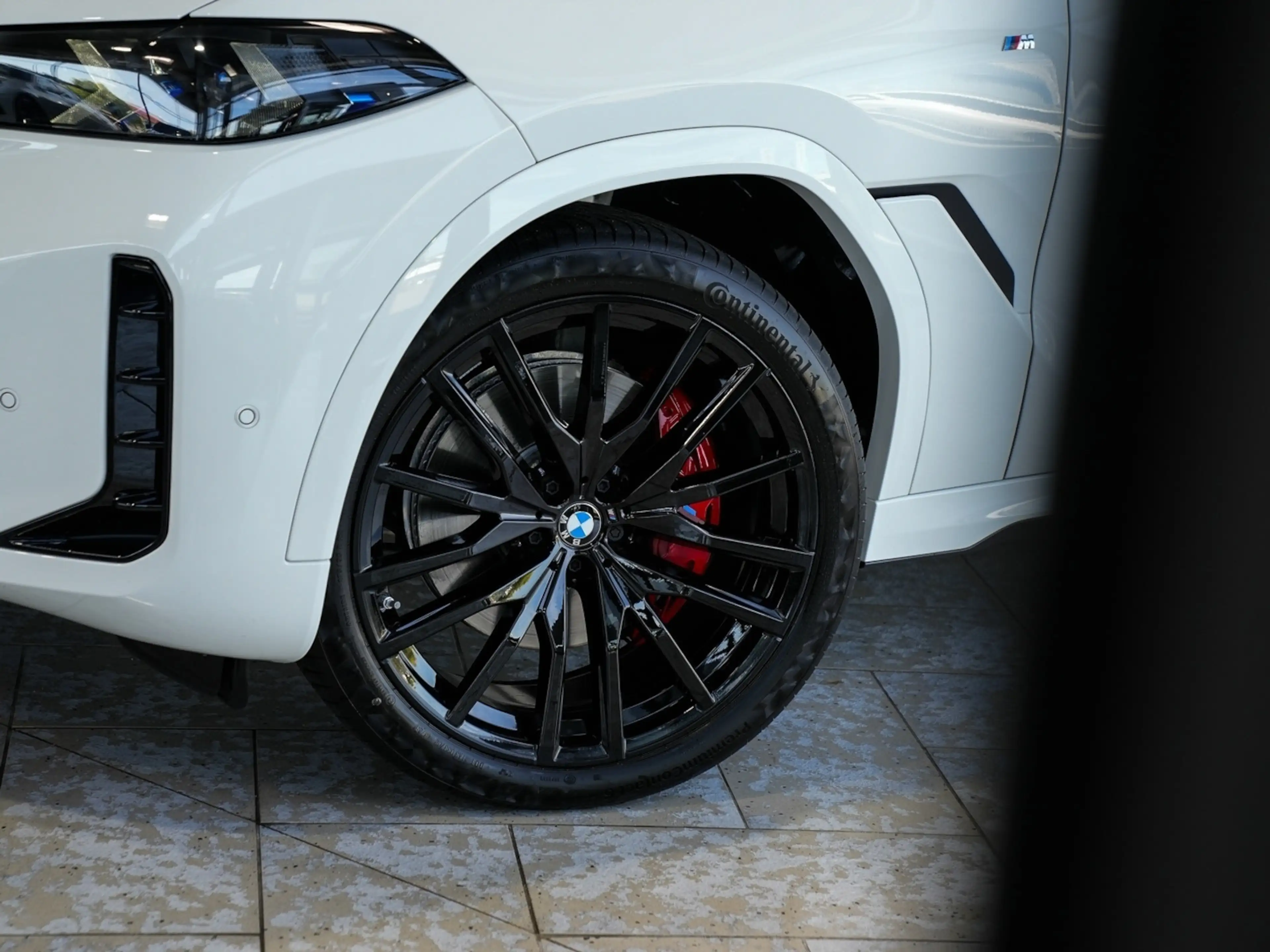 BMW X6 40d M SPORT PRO Luftf. 22LM 360K Panor CARBON — photo 5