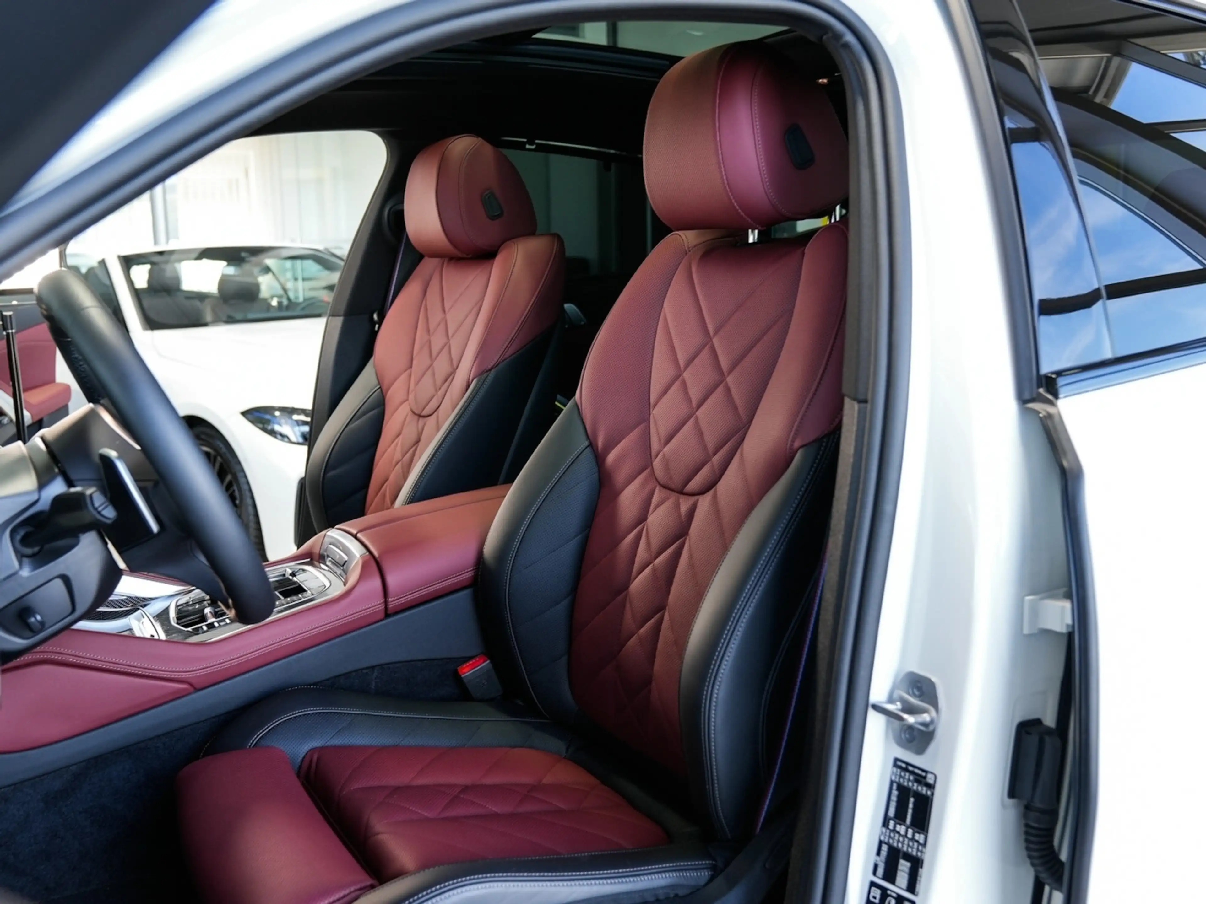 BMW X6 40d M SPORT PRO Luftf. 22LM 360K Panor CARBON — photo 4