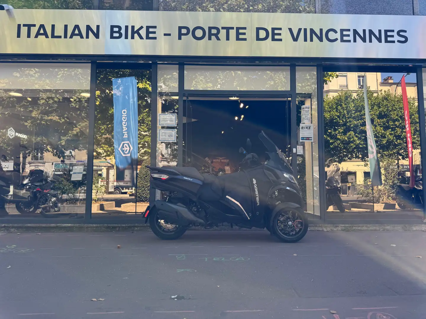 Piaggio MP3 530 Nero - 1