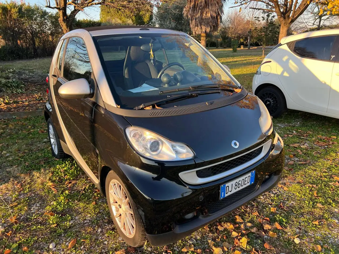 smart forTwo 1000 52 kW cabrio passion Nero - 2