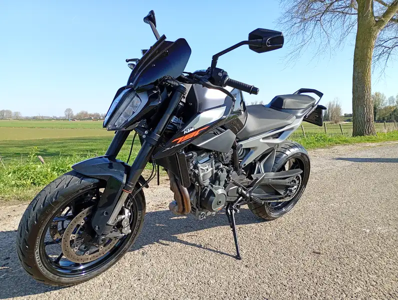 KTM 790 Duke - foto 7