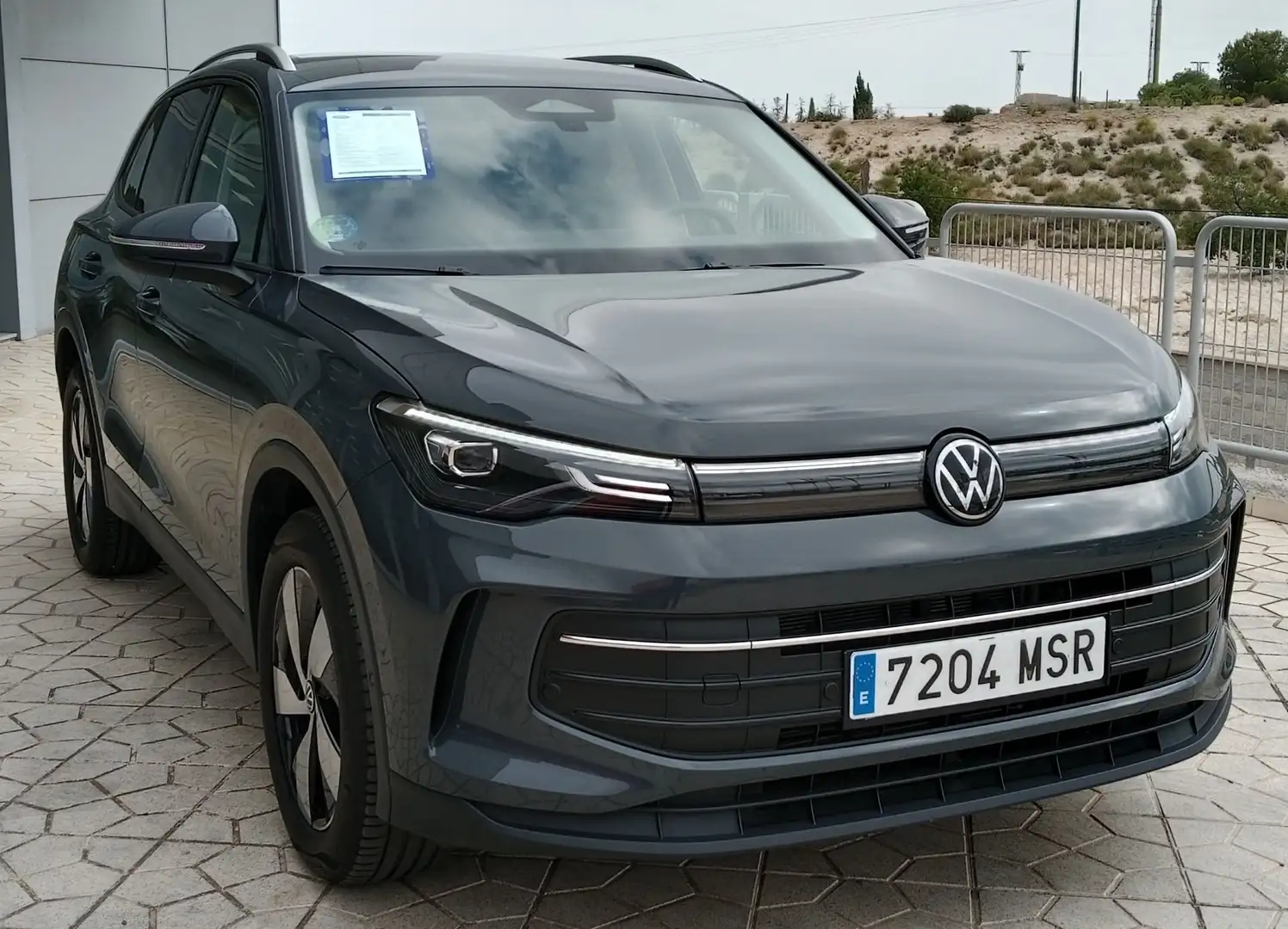 Volkswagen Tiguan 1.5 eTSI Más DSG 110kW Gris - 1