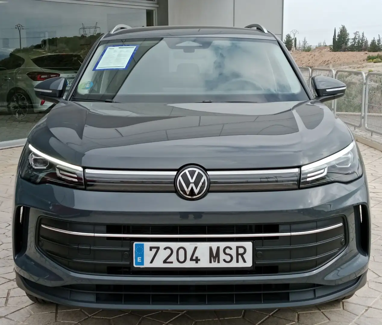 Volkswagen Tiguan 1.5 eTSI Más DSG 110kW Gris - 2