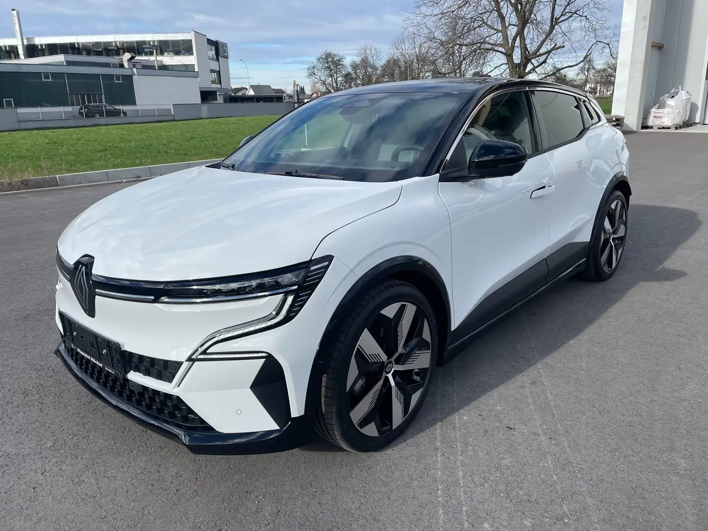 Renault Megane E-Tech Mégane Techno EV60 220hp 60kWh optimum charge Blanc - 1