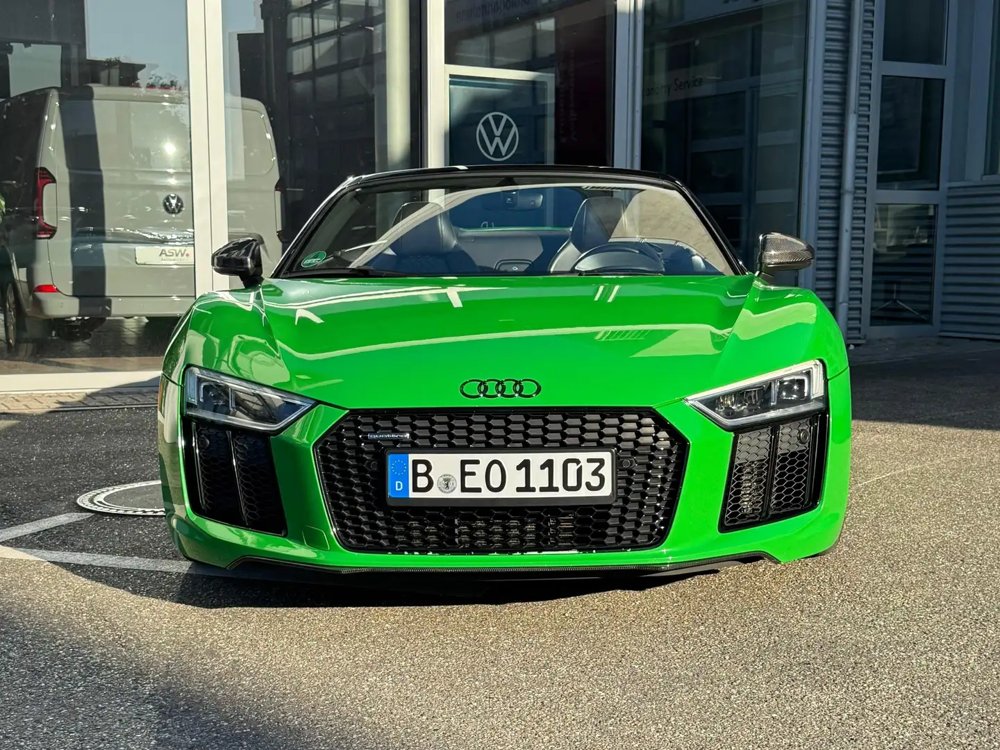 Audi R8 V10 Plus Spyder 5.2 610 Quattro Vert - 2