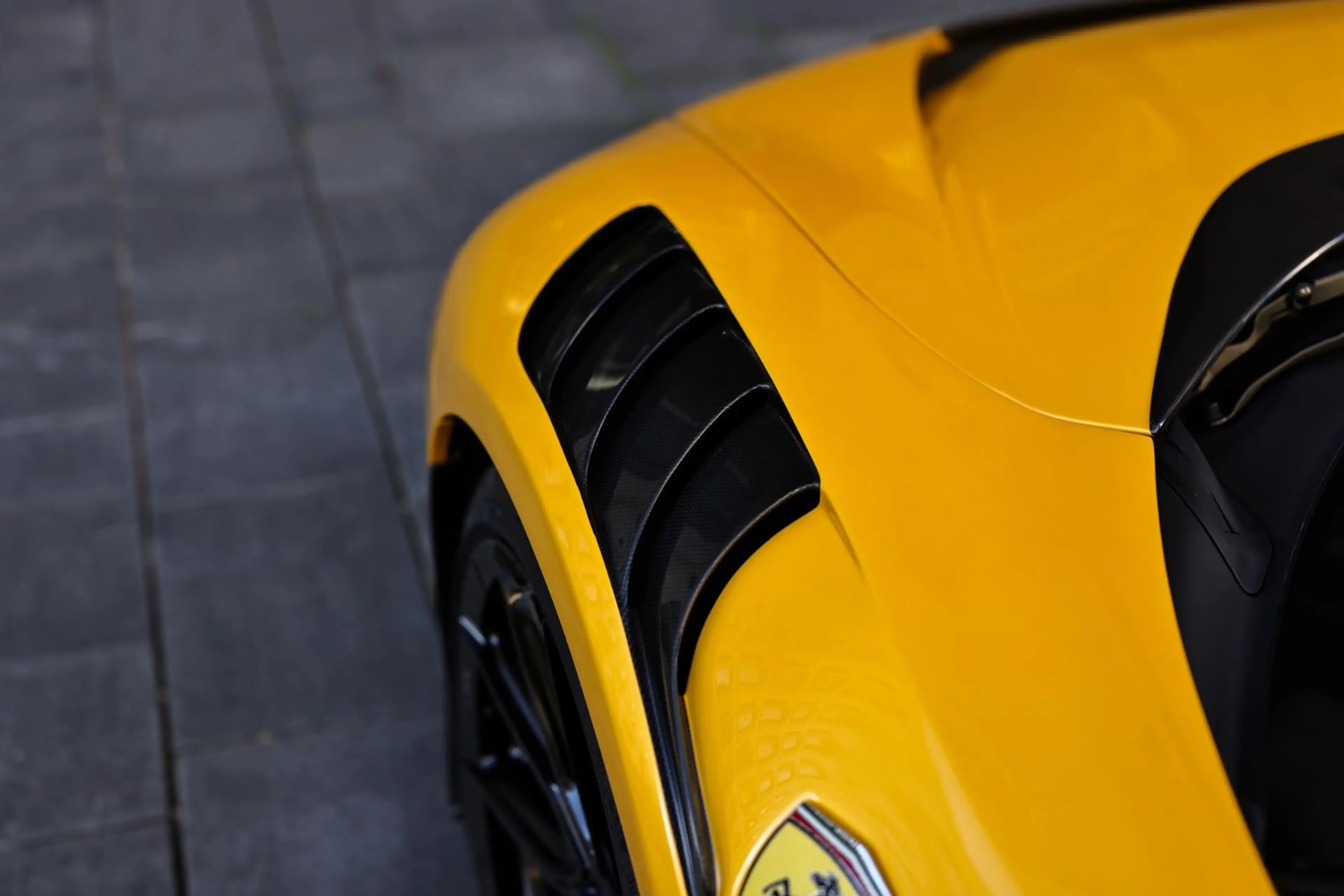 Ferrari SF90 Spider Carbon | Lift | NOVITEC — photo 14