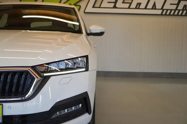 Skoda Octavia view 10