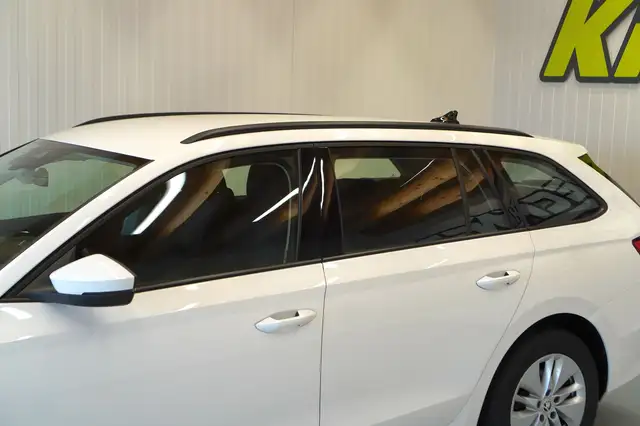 Skoda Octavia view 12
