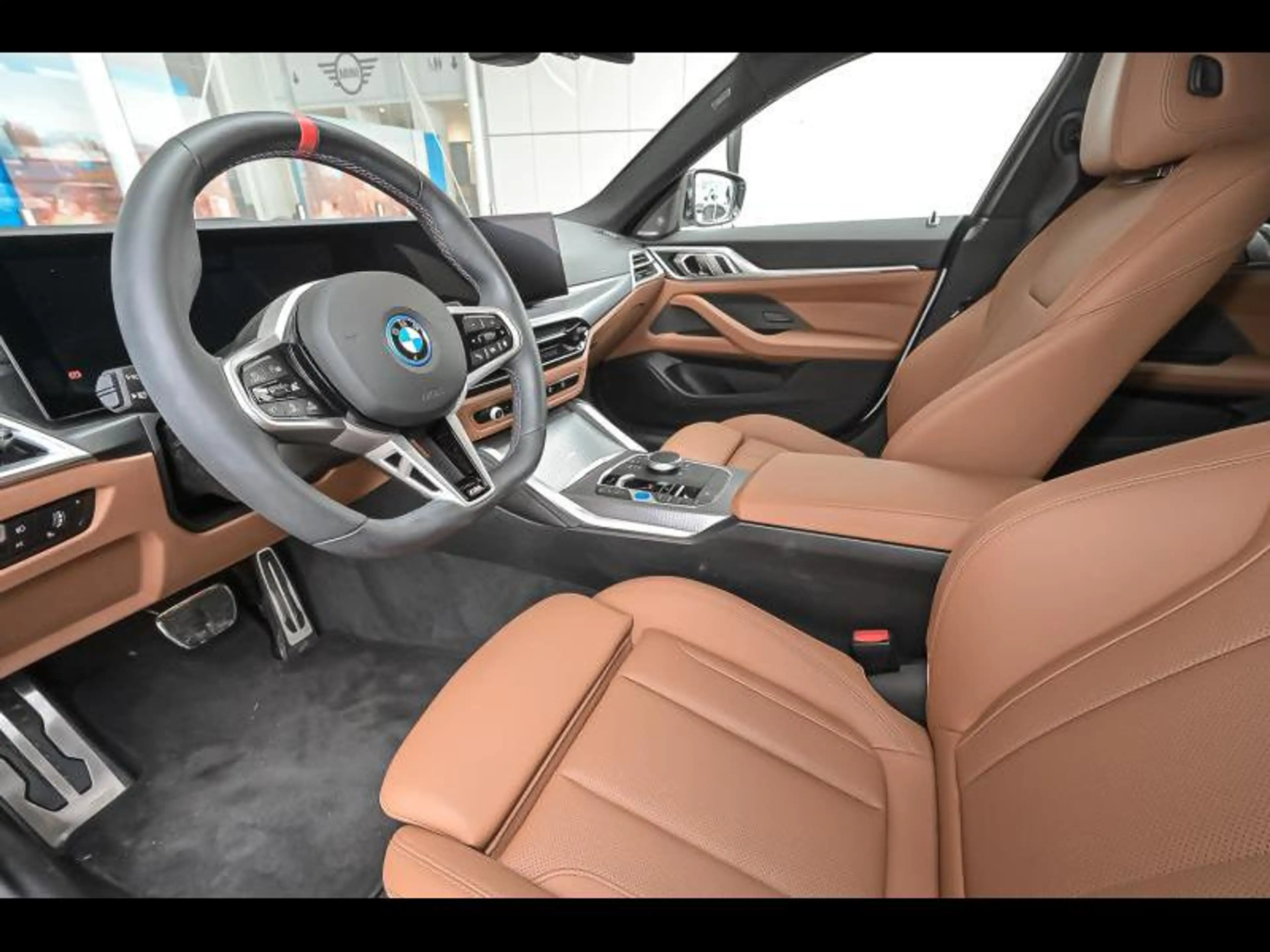 BMW i4 M Sportpakket Pro Gratis BMW Wallbox — photo 6
