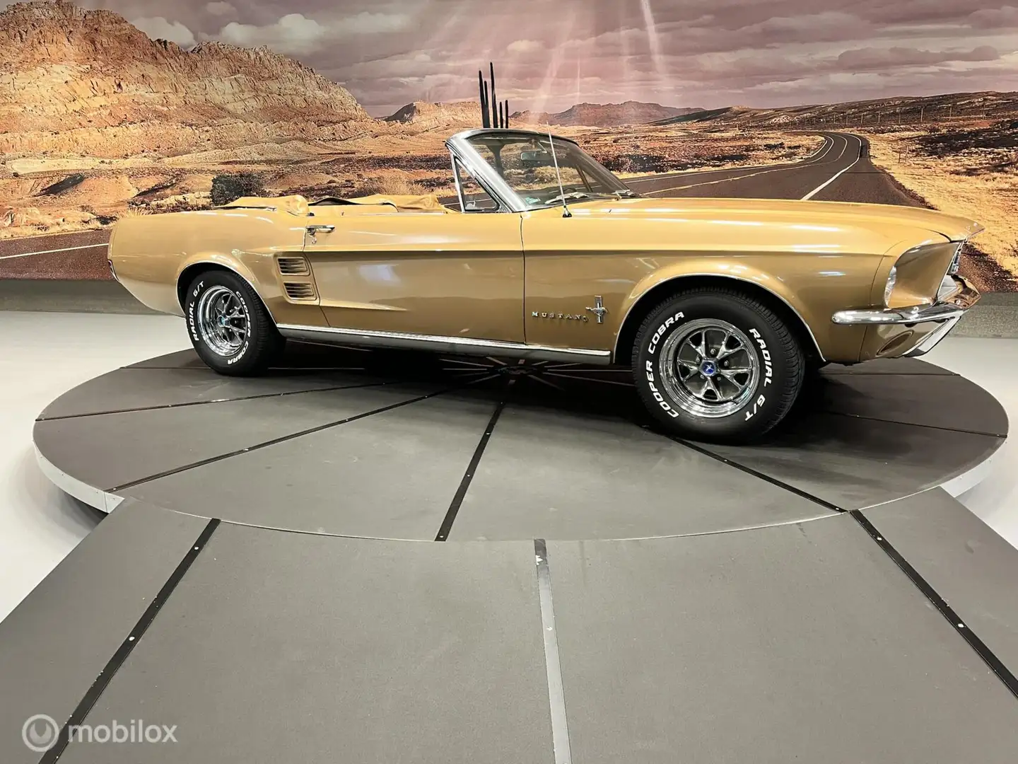 Ford Mustang CONVERTIBLE S-CODE 390 325HP Yellow - 1