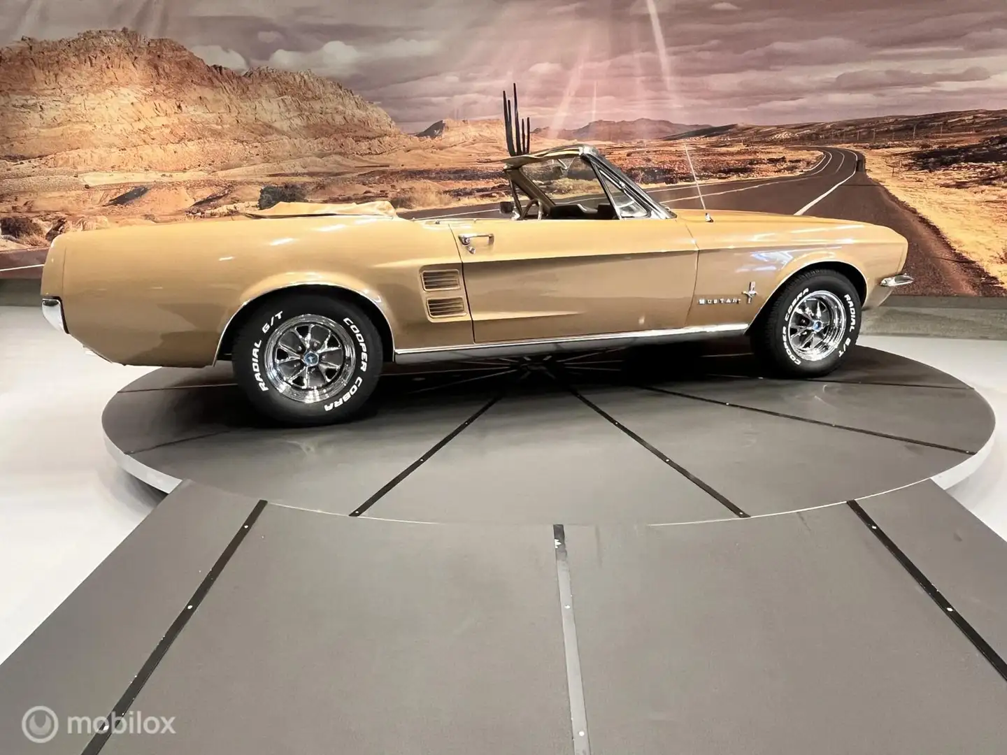 Ford Mustang CONVERTIBLE S-CODE 390 325HP Yellow - 2