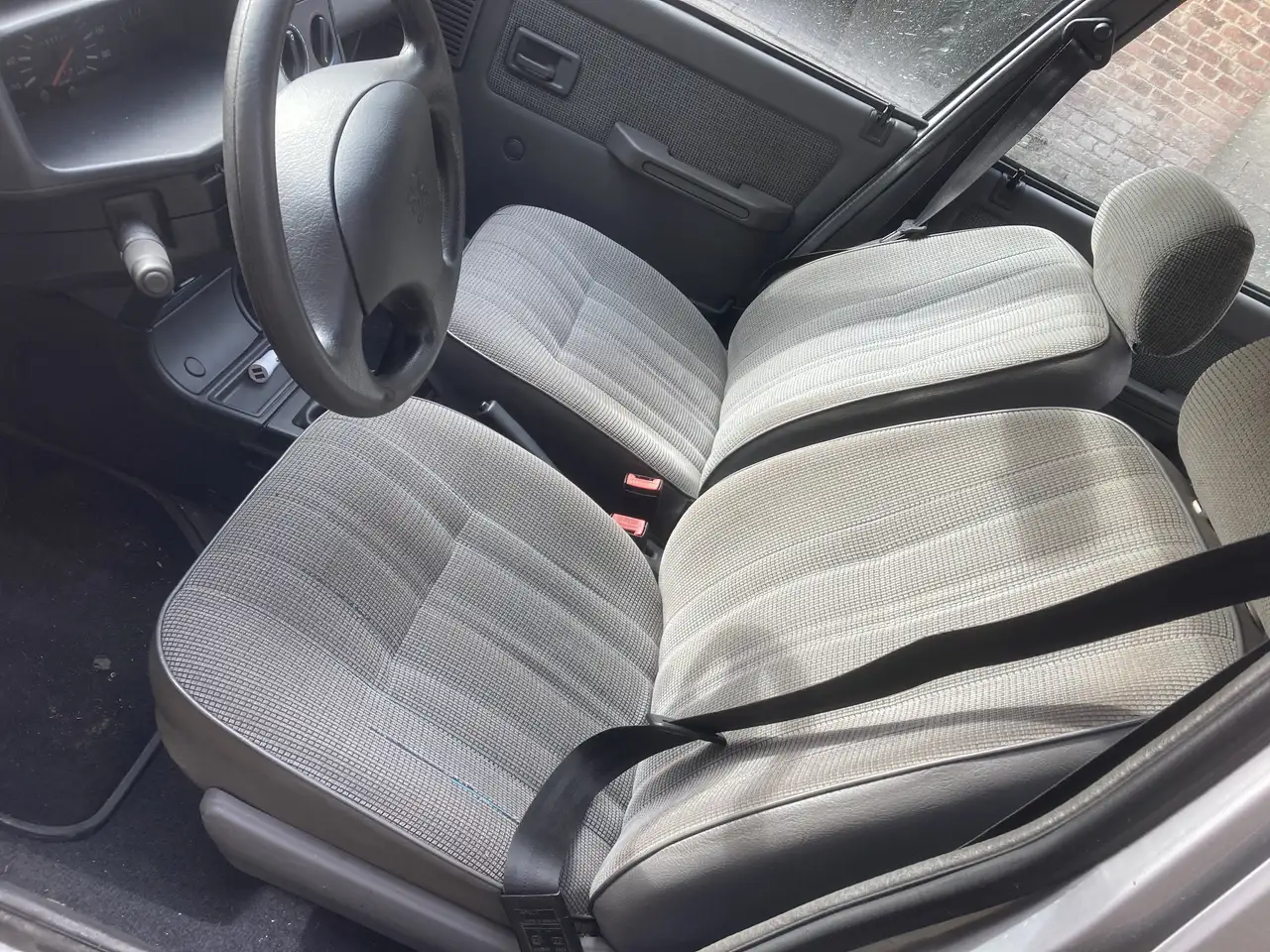 Peugeot 205 1.6i Generation, foto 3