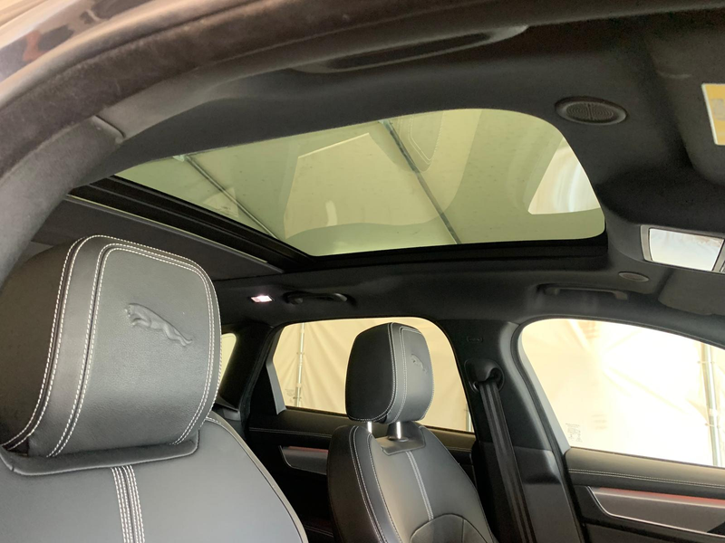 Jaguar F-Pace R-Dynamic SE AWD|ACC|Pano|Keyl|Memo|Leder — photo 5
