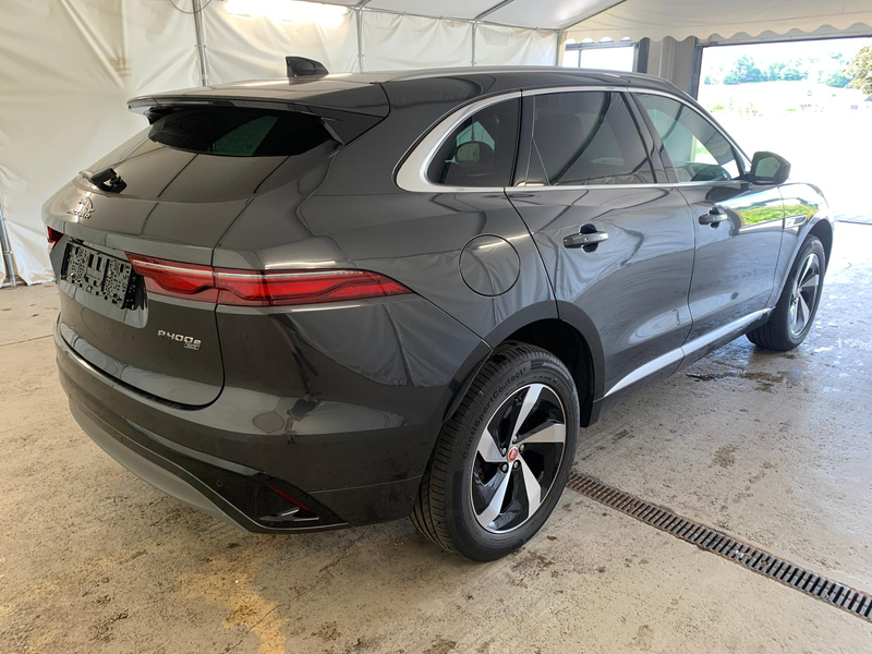 Jaguar F-Pace R-Dynamic SE AWD|ACC|Pano|Keyl|Memo|Leder — photo 6