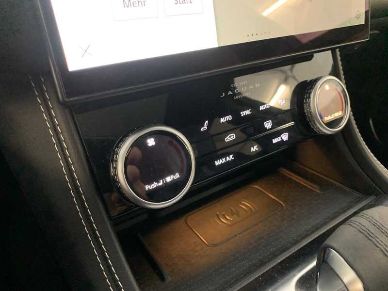 Jaguar F-Pace R-Dynamic SE AWD|ACC|Pano|Keyl|Memo|Leder — photo 14