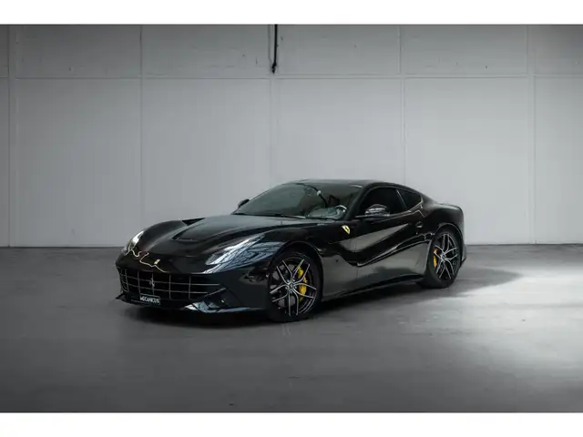 Ferrari F12 Ferrari F12 Berlinetta *Carbone / Suivi 100% Ferrari*