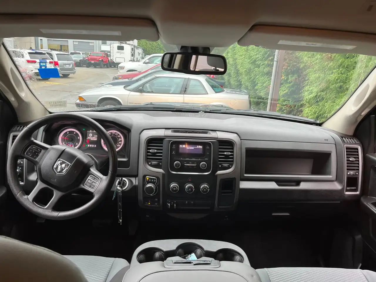 RAM 1500 снимка RAM 1500