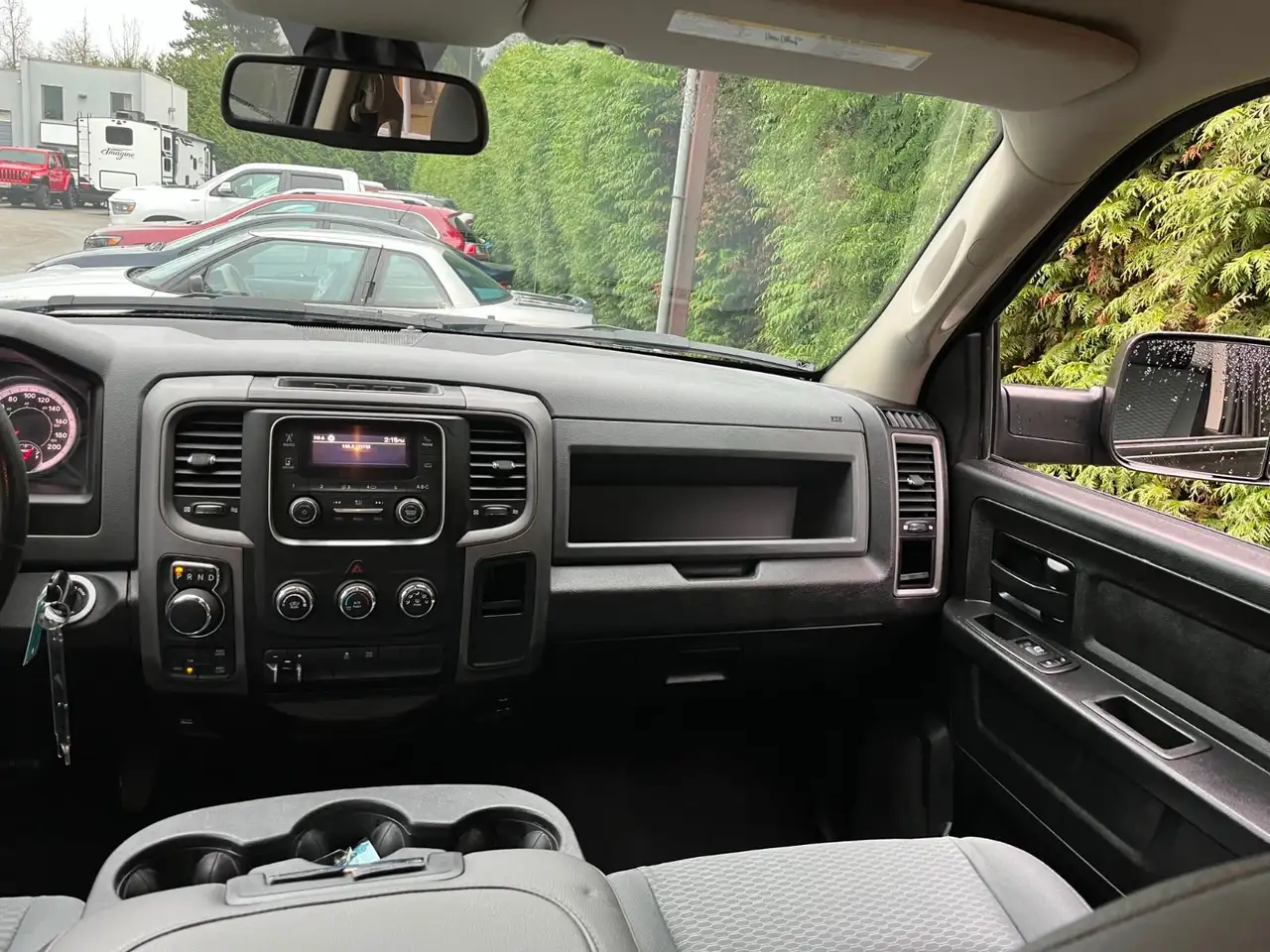 RAM 1500 снимка RAM 1500