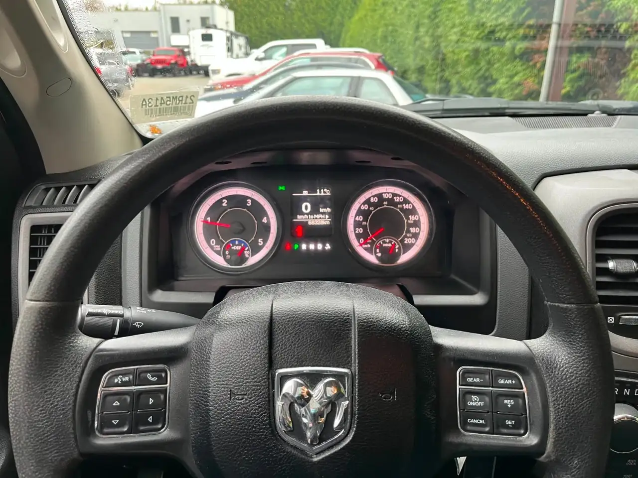 RAM 1500 снимка RAM 1500
