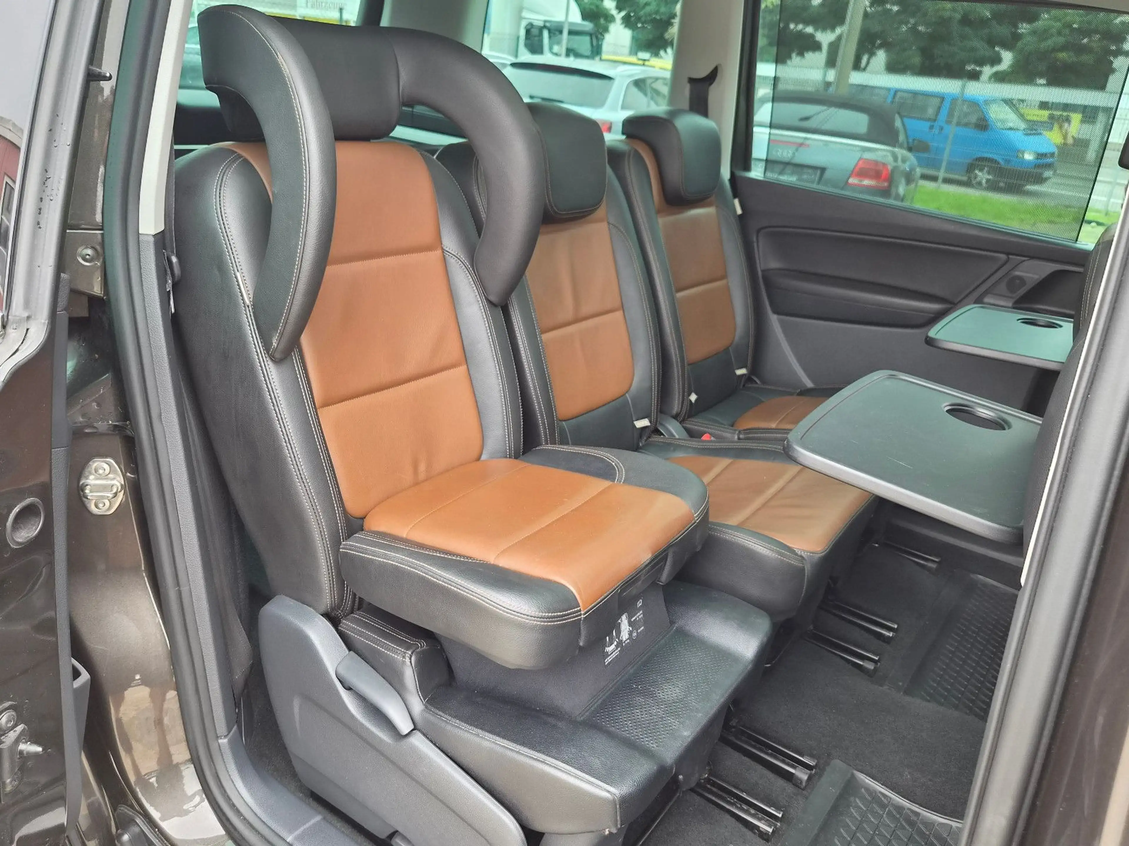 Volkswagen Sharan Highline 2.0TDI DSG, GARANTIE, STANDHEIZ, — photo 30