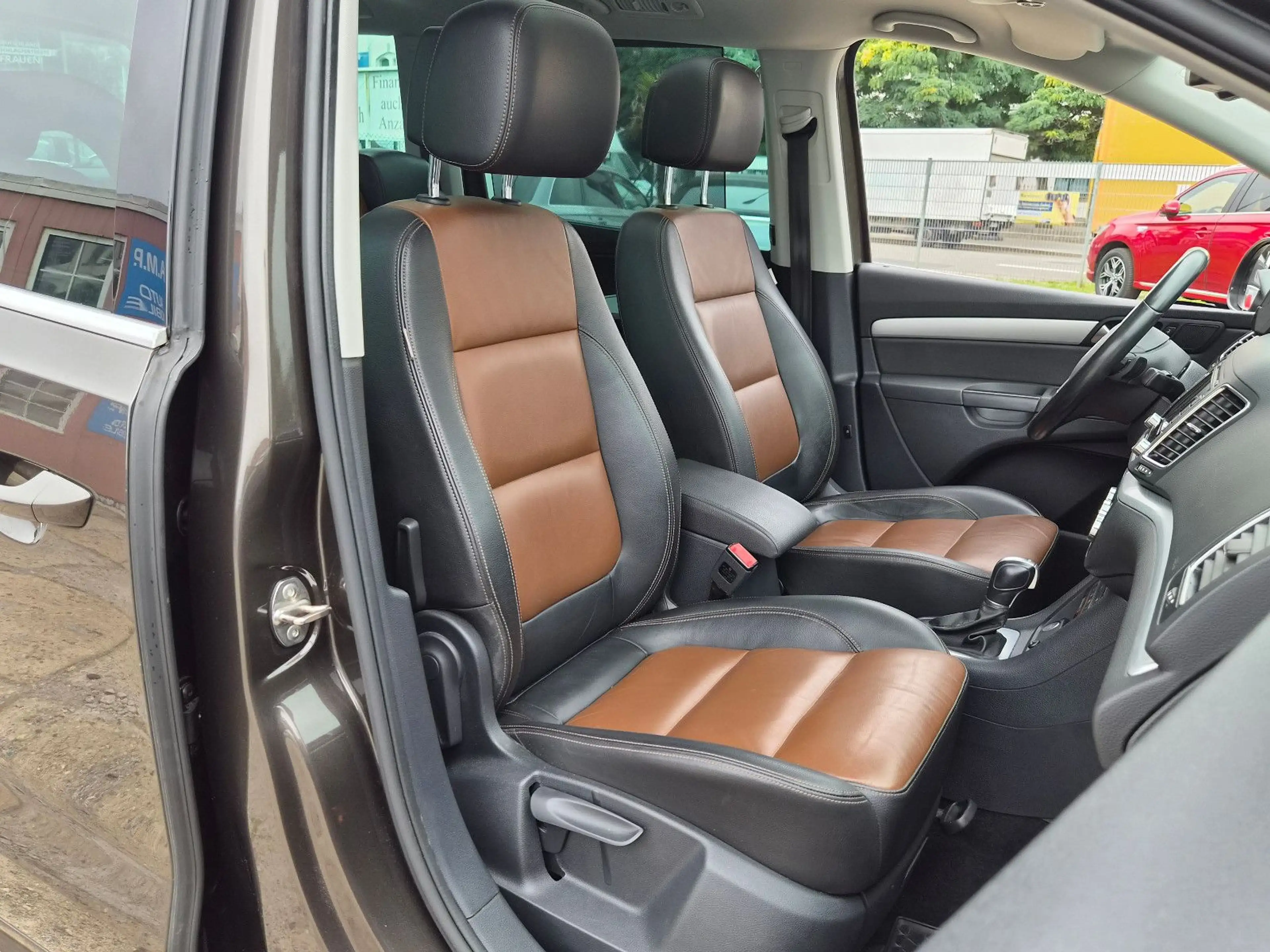Volkswagen Sharan Highline 2.0TDI DSG, GARANTIE, STANDHEIZ, — photo 26