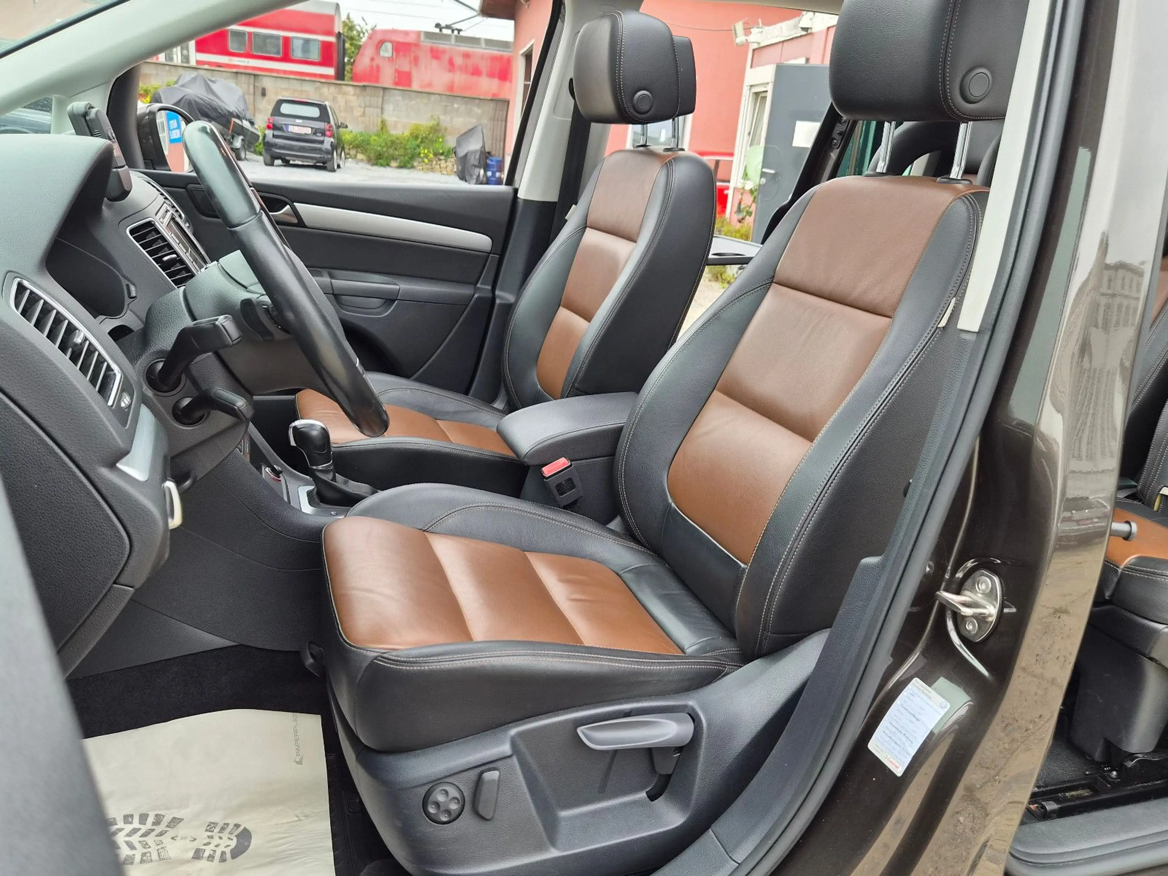 Volkswagen Sharan Highline 2.0TDI DSG, GARANTIE, STANDHEIZ, — photo 25