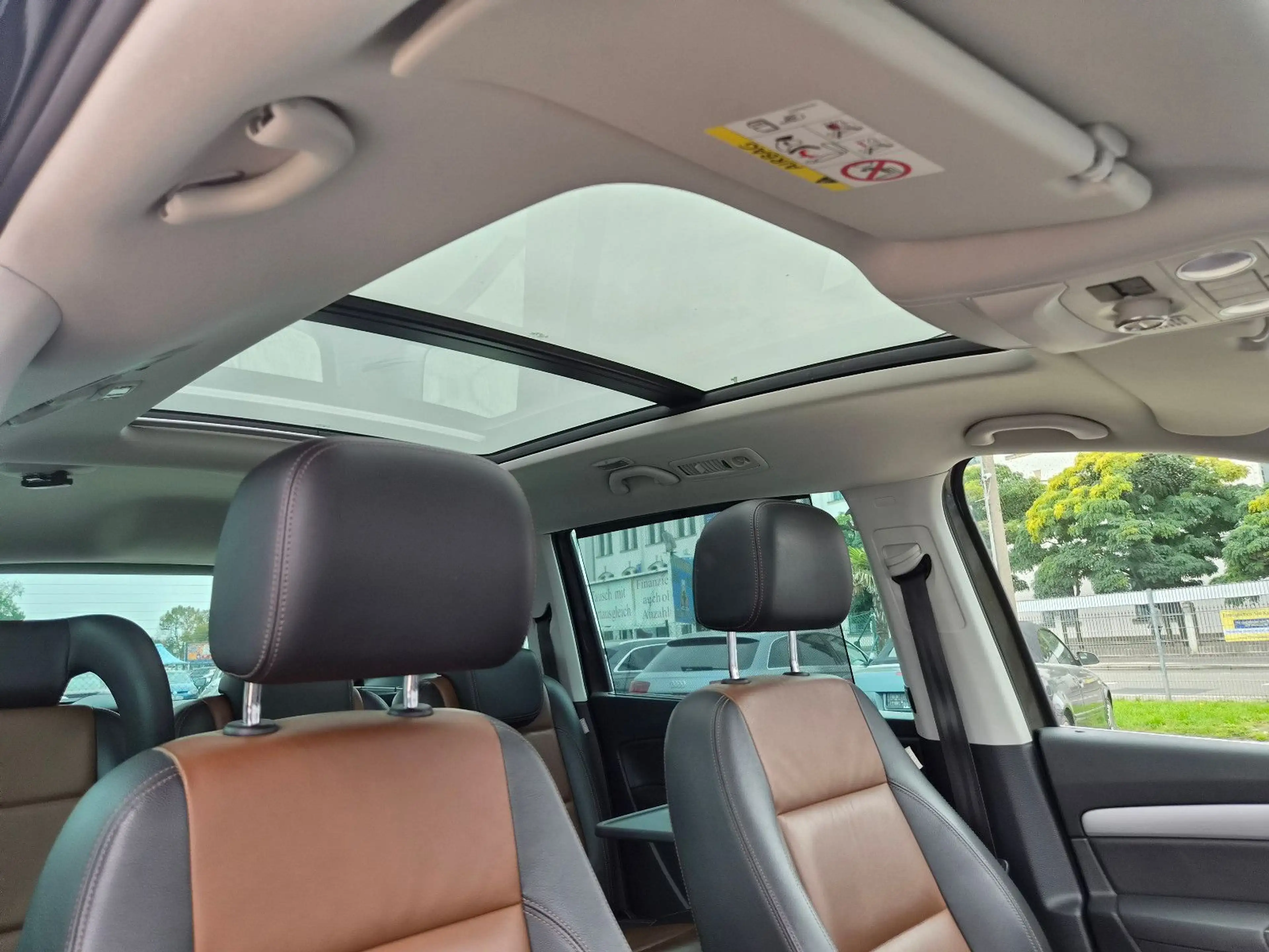 Volkswagen Sharan Highline 2.0TDI DSG, GARANTIE, STANDHEIZ, — photo 31