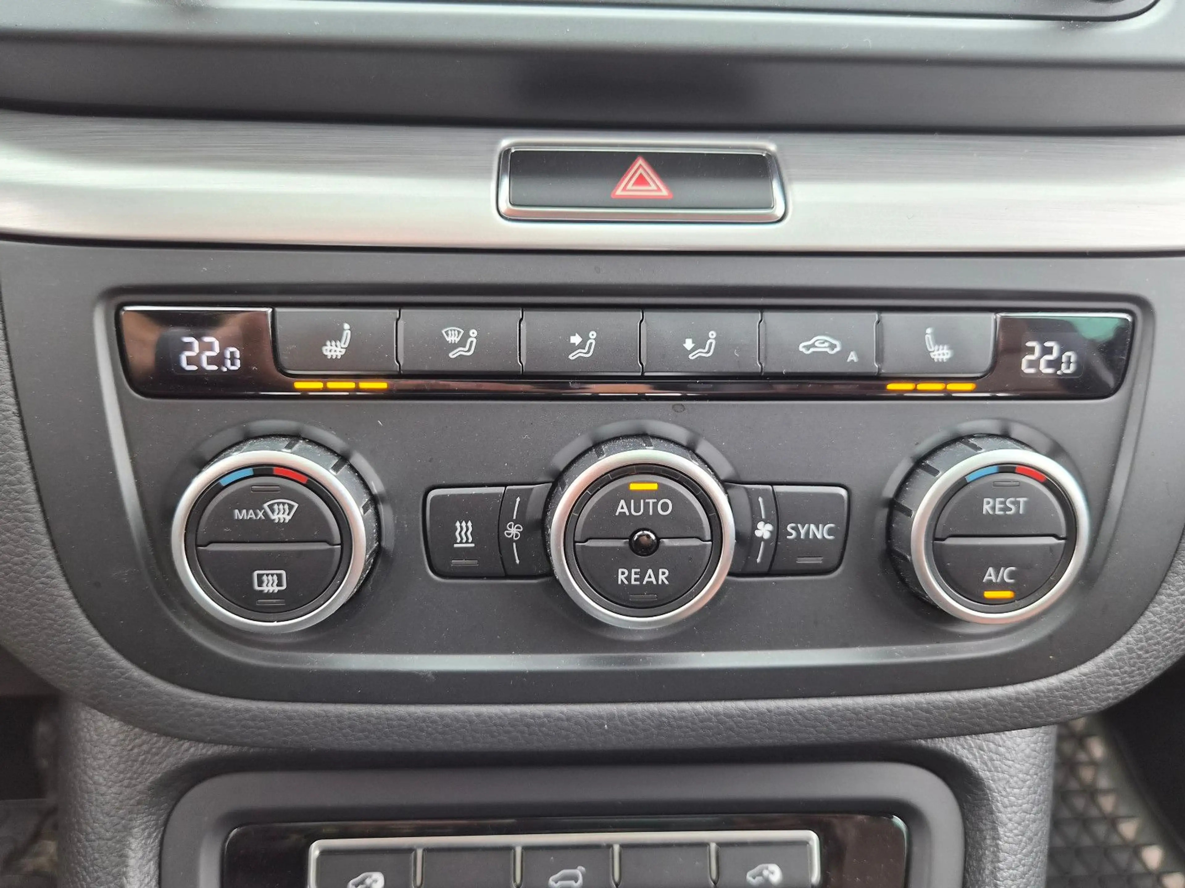 Volkswagen Sharan Highline 2.0TDI DSG, GARANTIE, STANDHEIZ, — photo 21