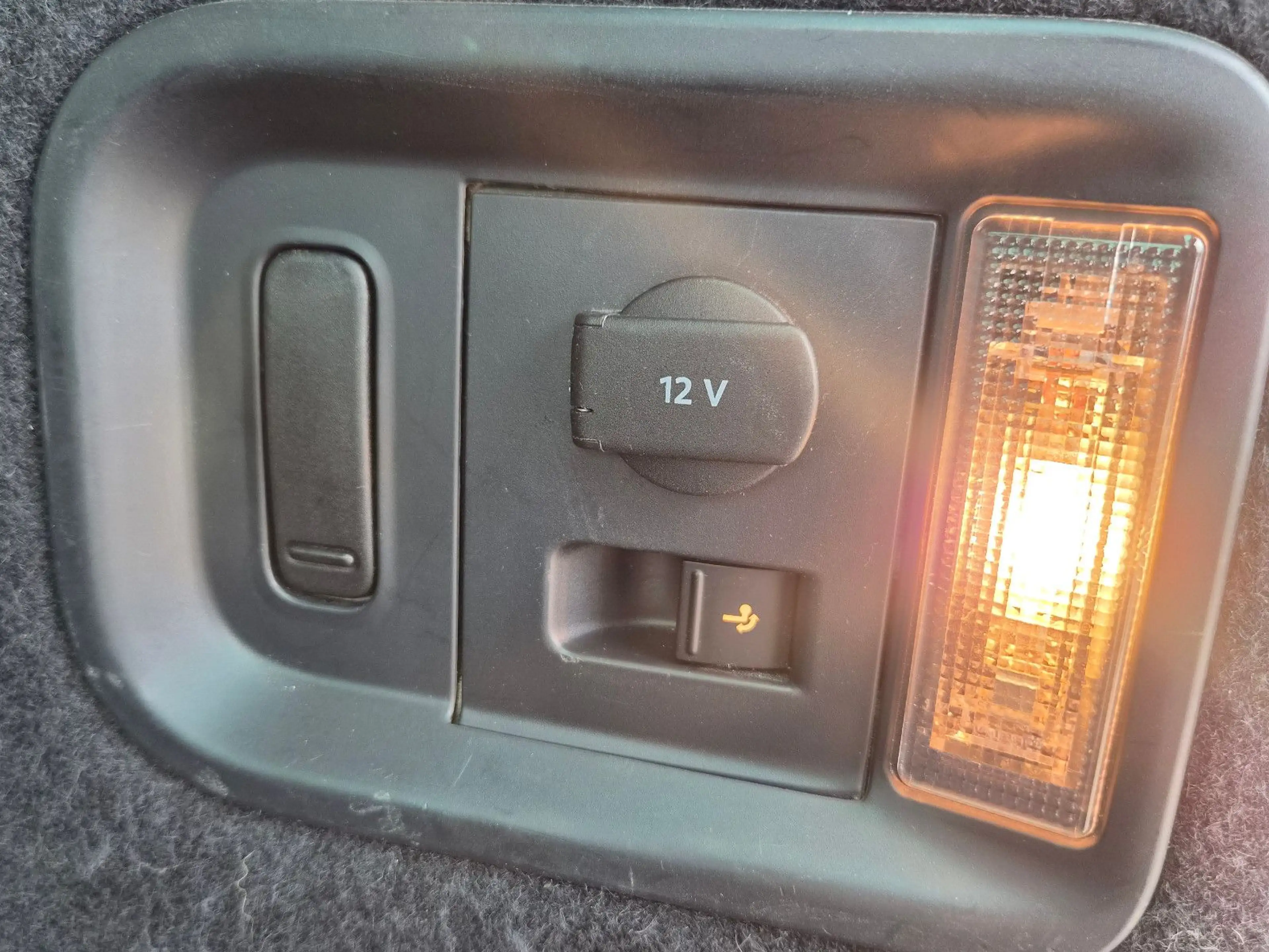 Volkswagen Sharan Highline 2.0TDI DSG, GARANTIE, STANDHEIZ, — photo 34