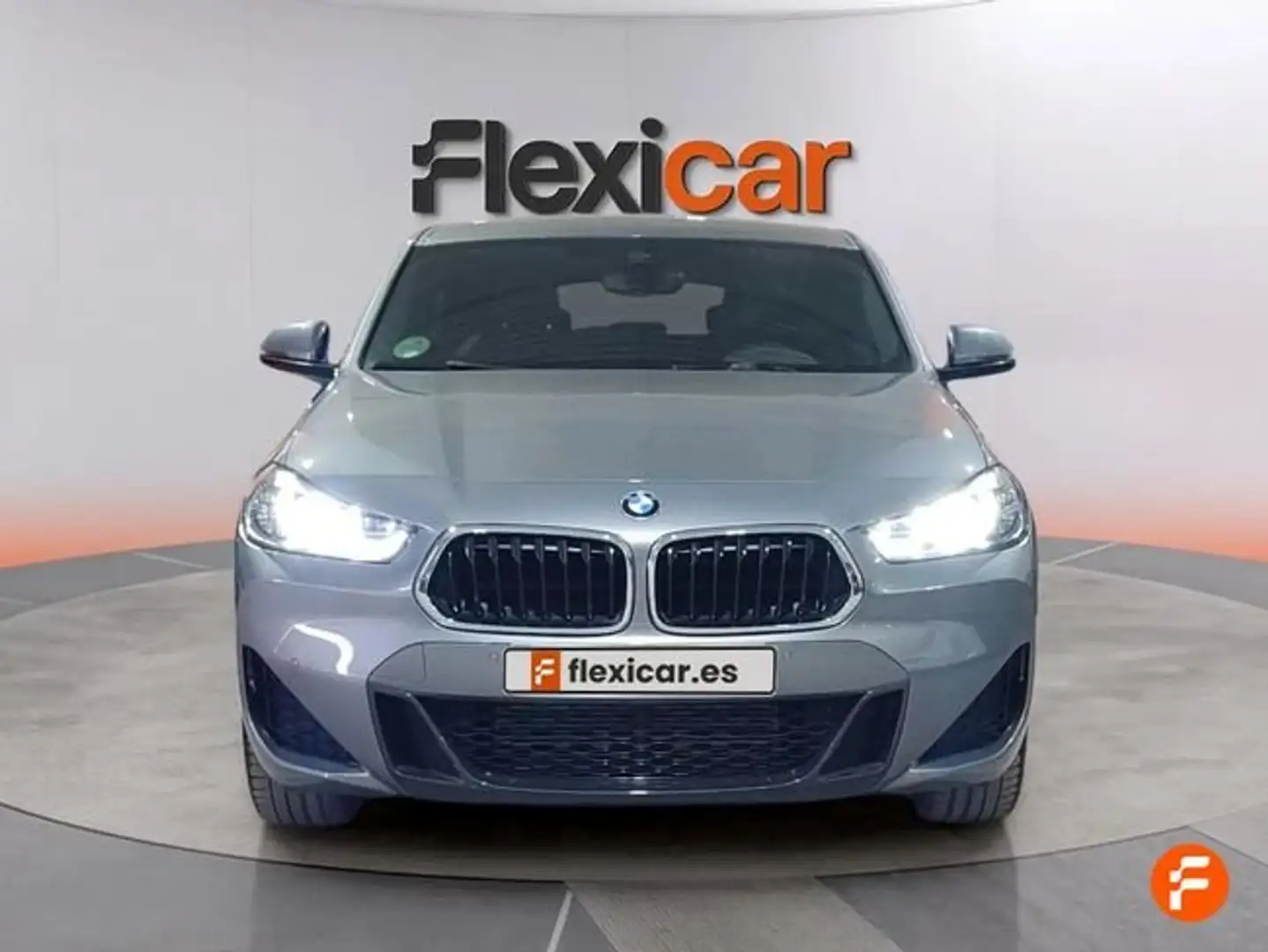 BMW X2 sDrive 16dA Gris - 2