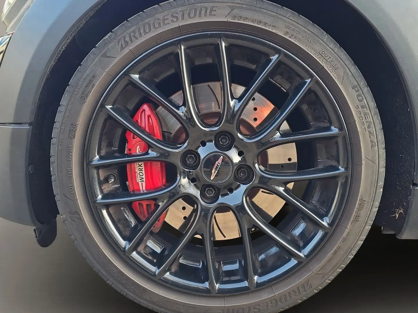 MINI John Cooper Works Mini John Cooper Works Schwarz - 2