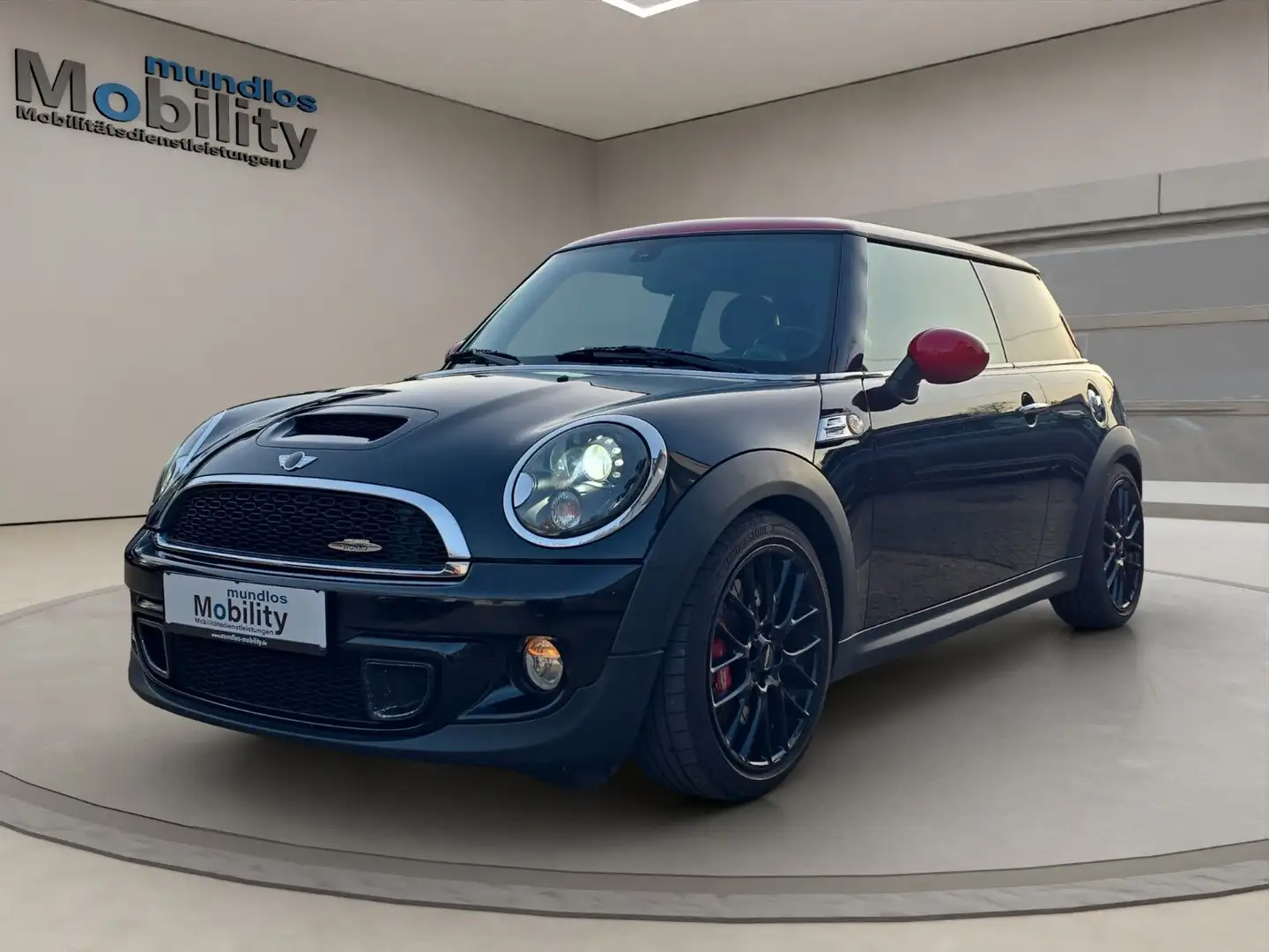 MINI John Cooper Works Mini John Cooper Works Schwarz - 1