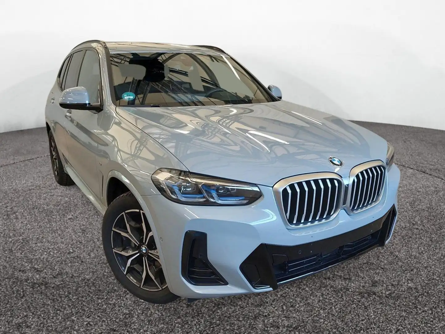 BMW X3 xDrive 30d M Sport LASER+AHK+PANO+ACC+HUD Grijs - 2