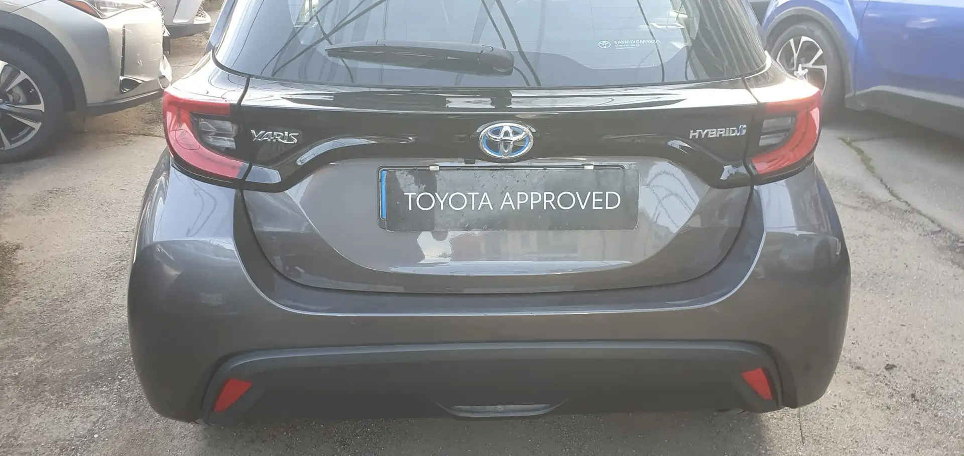 Toyota Yaris Yaris 1.5h Trend Grigio - 2