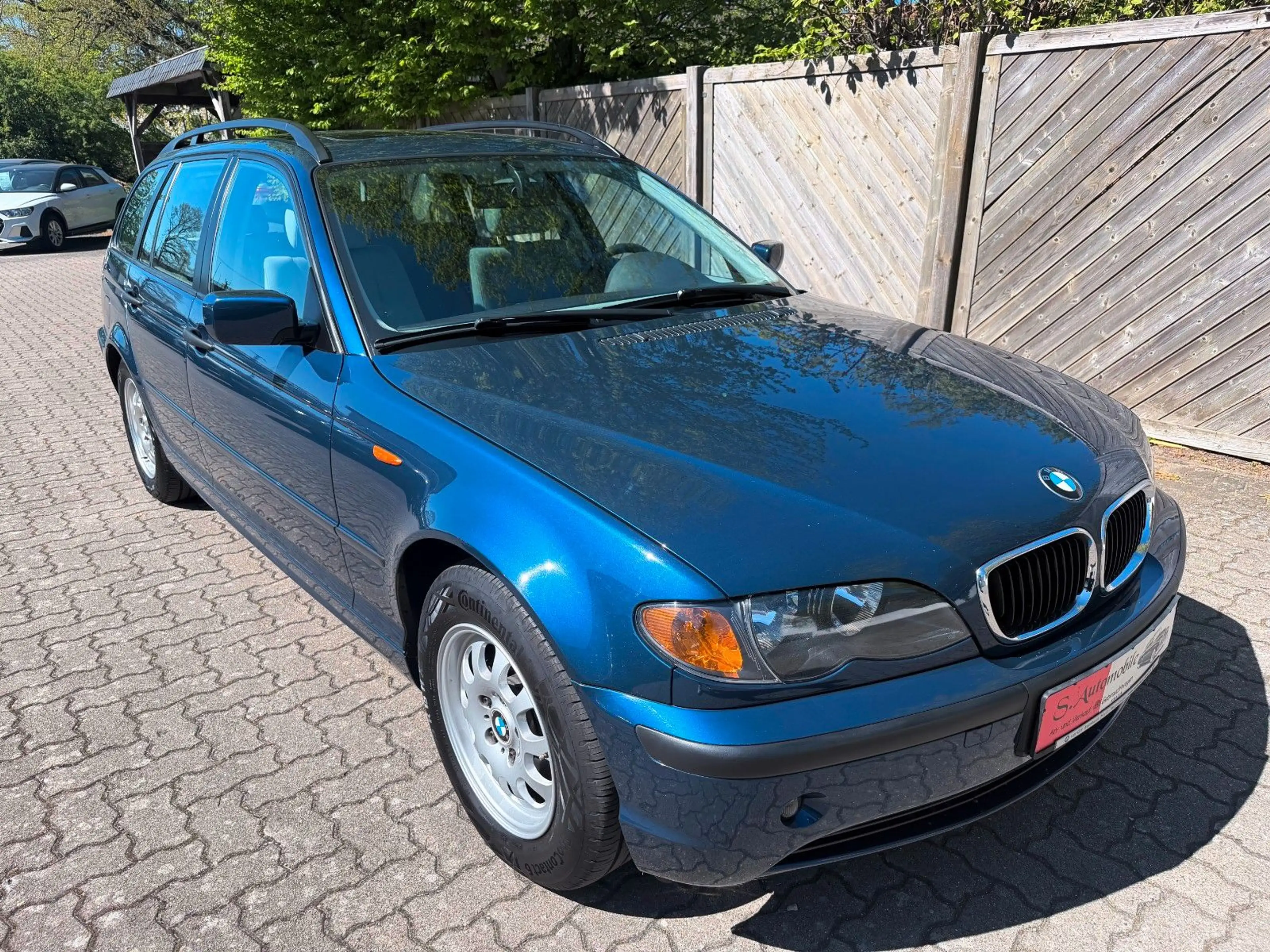 BMW 316 i touring Edition Sport — photo 2