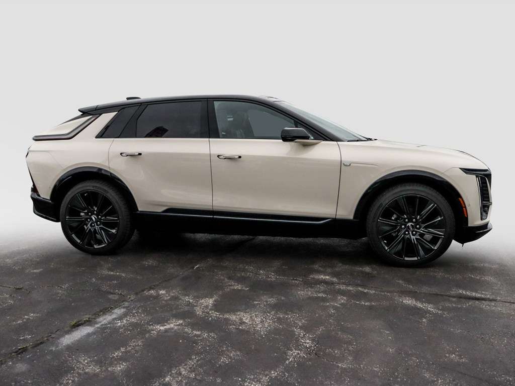 2027 Cadillac Lyriq