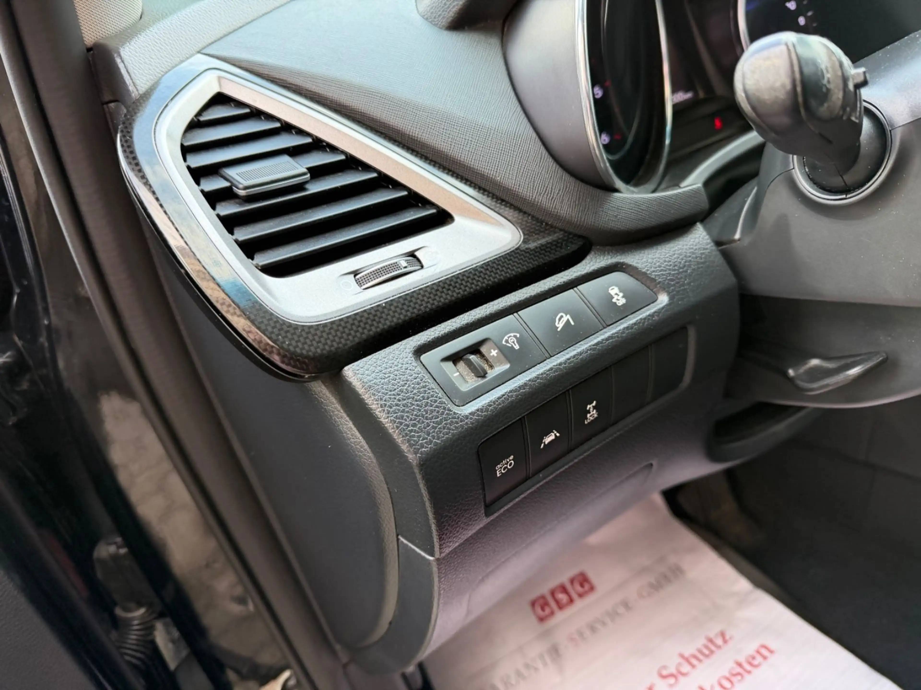 Hyundai SANTA FE Premium 4WD — photo 14