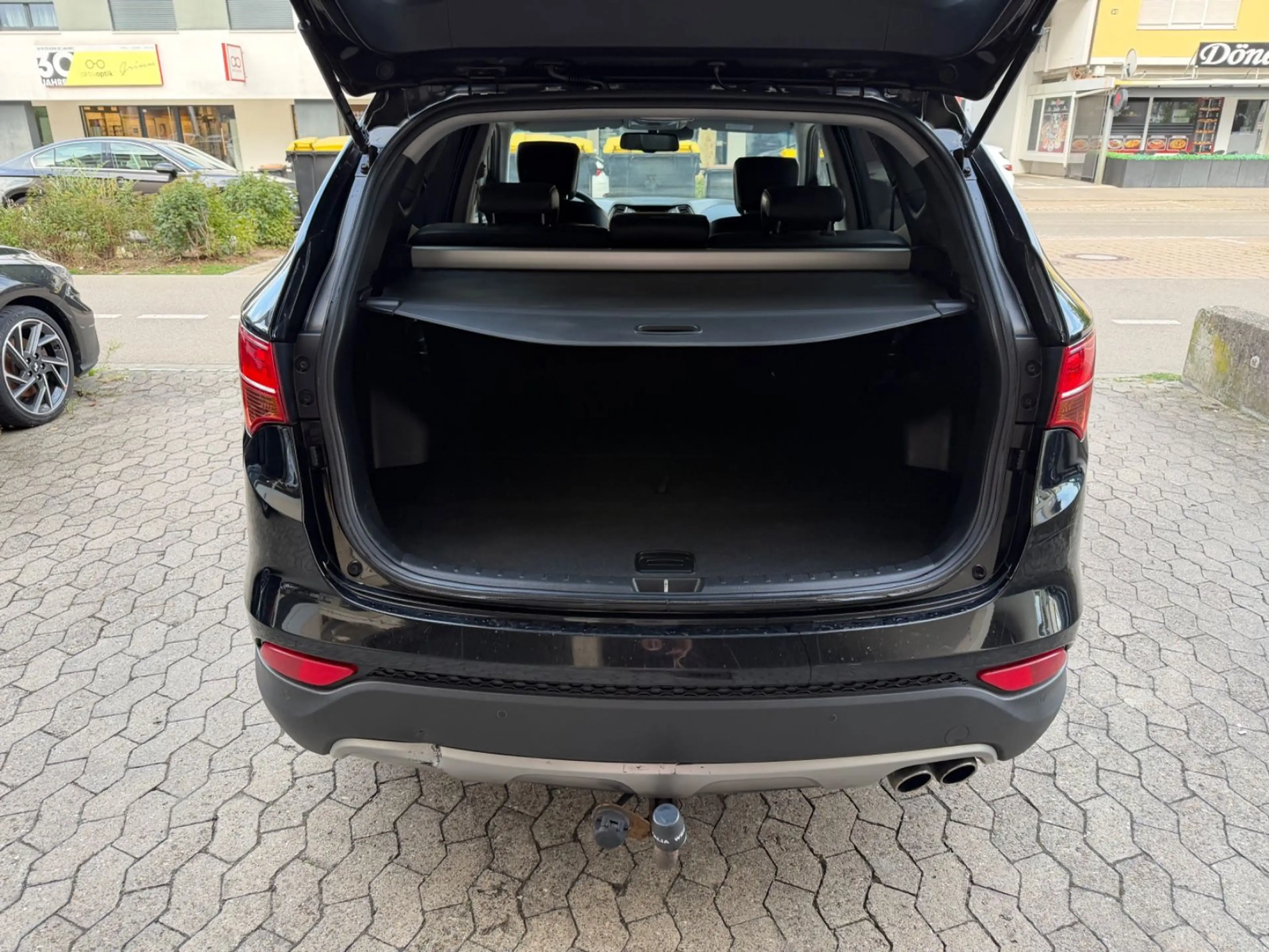 Hyundai SANTA FE Premium 4WD — photo 12