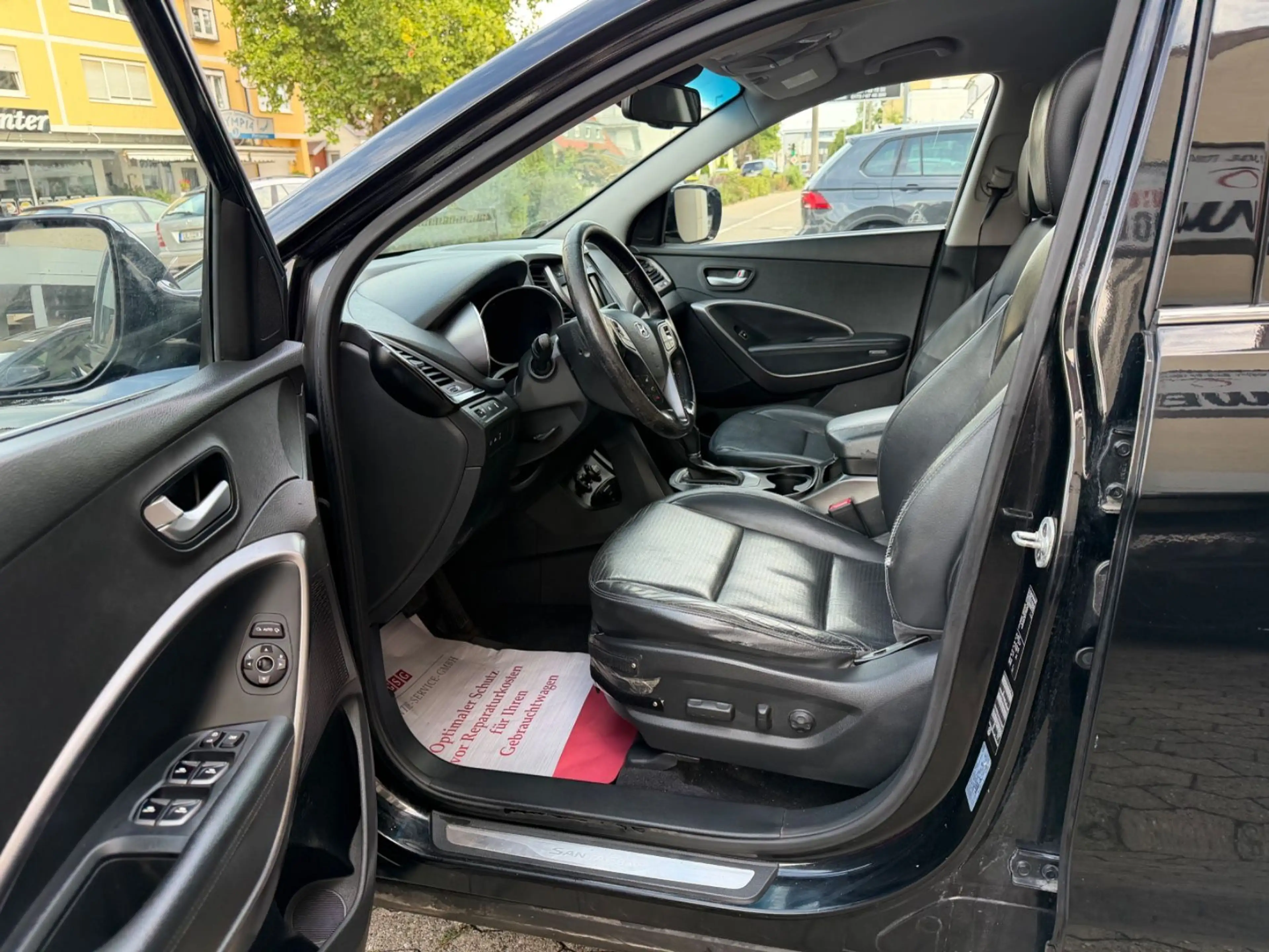Hyundai SANTA FE Premium 4WD — photo 8