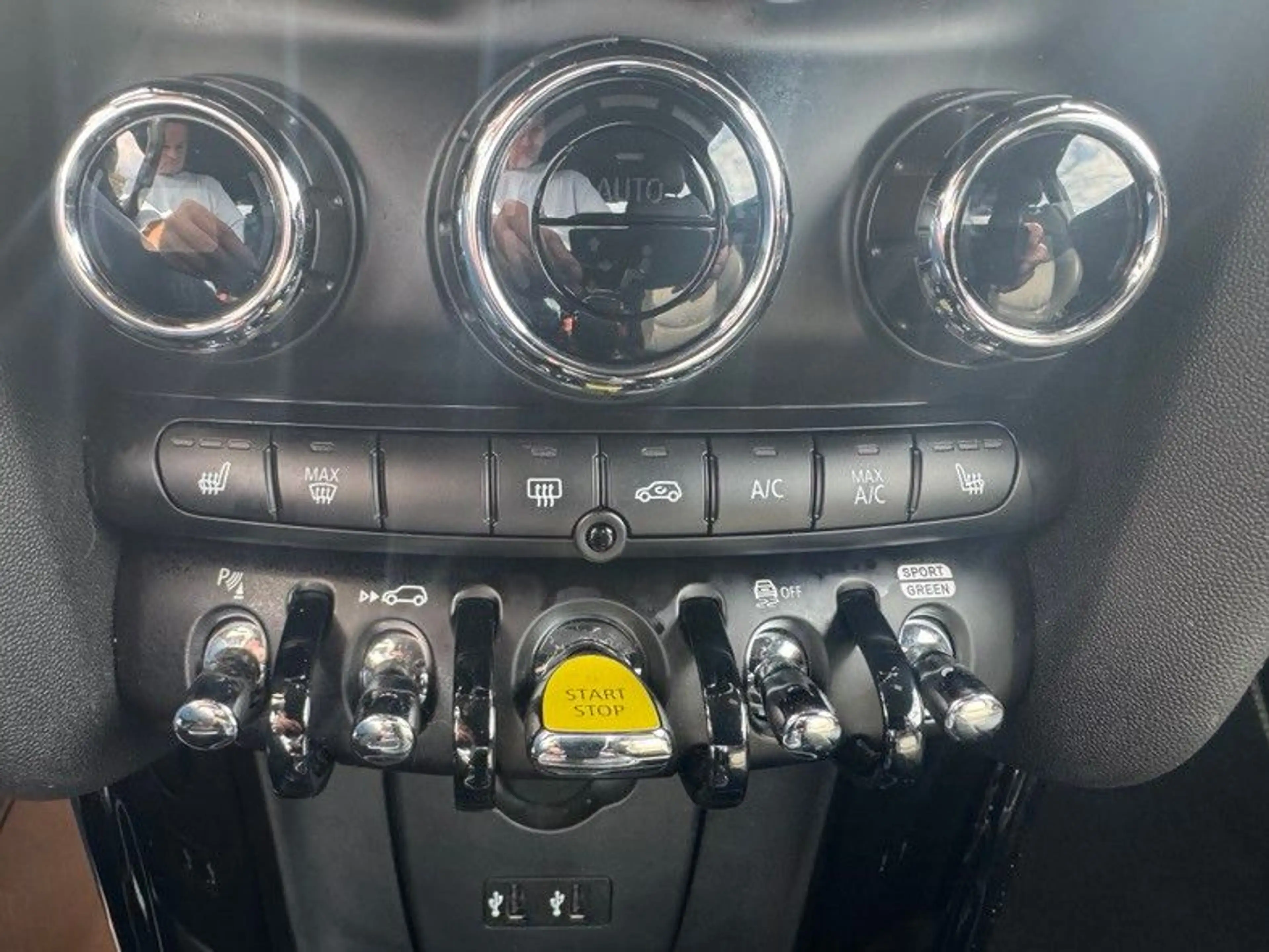 MINI Cooper SE Mini 3-trg. Cooper SE Trim L — photo 19