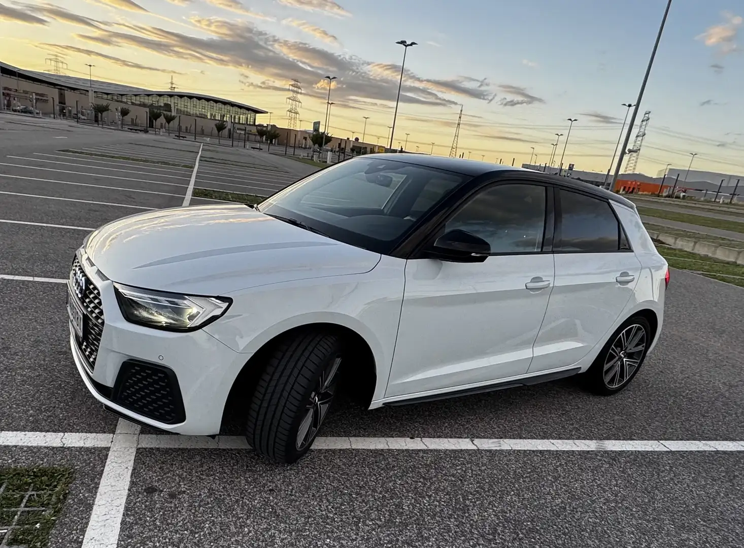 Audi A1 A1 SB 30 TFSI intense S-tronic intense Weiß - 2