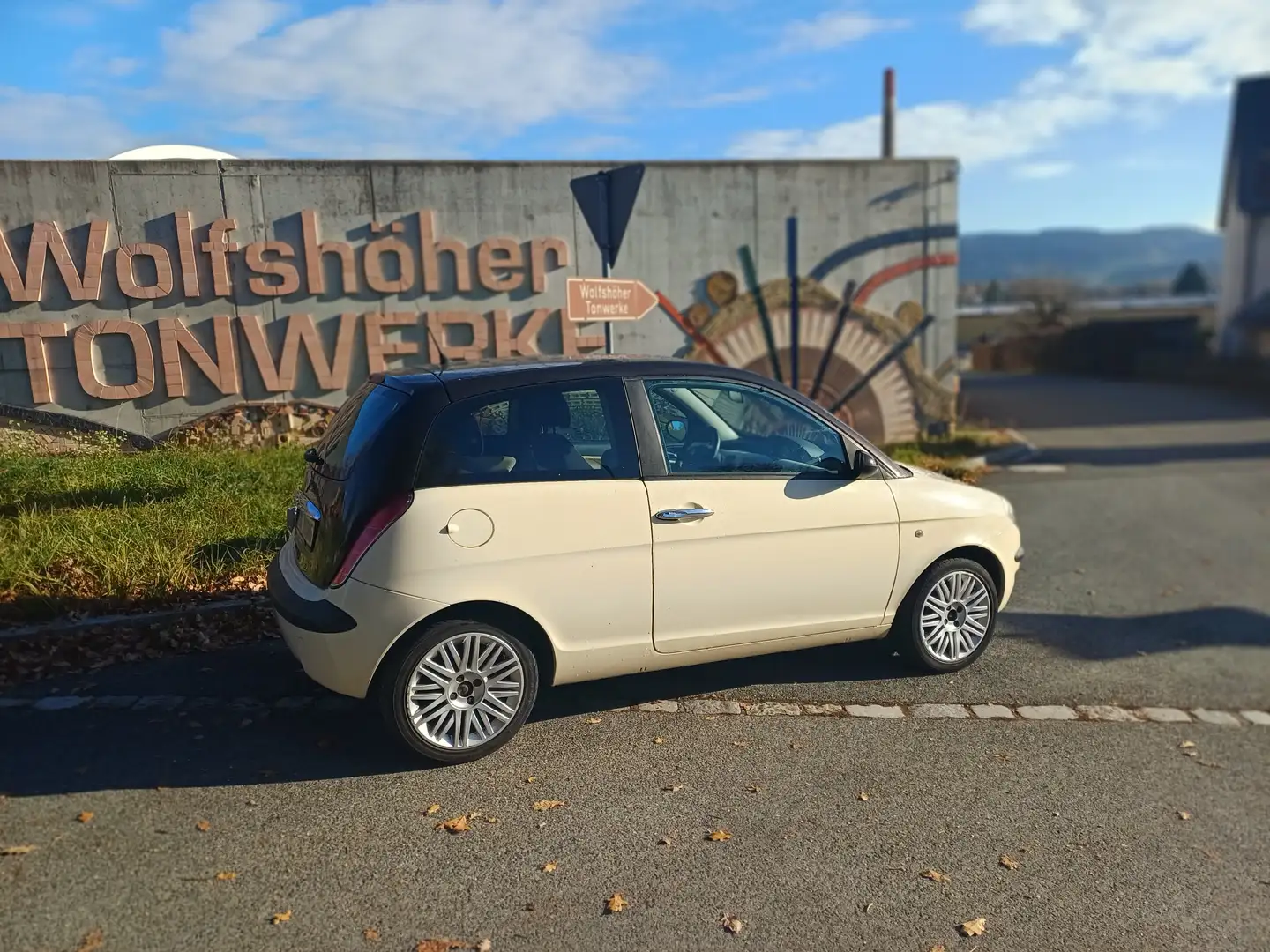 Lancia Ypsilon TÜV 12/2026//KLIMA//ZahnriemenNEU Gelb - 1