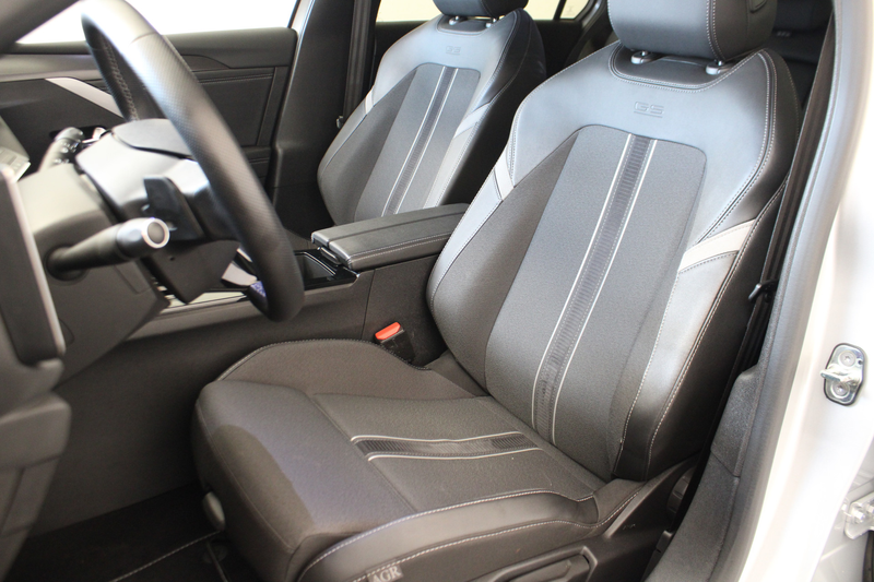 Opel Astra Sports Tourer 1.2 Turbo GS |Stoel\stuur verw.| — photo 11