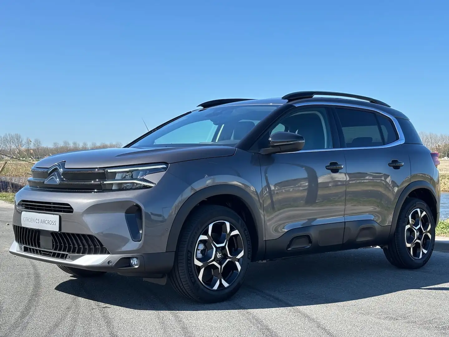 Citroen C5 Aircross | MAX | HYBRID | NAVIGATIE PRO 10 | CAMERA | Grijs - 1