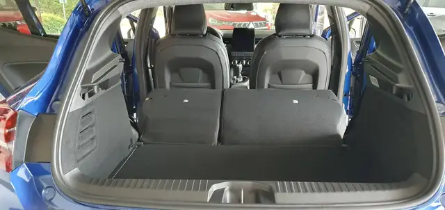 Mitsubishi Colt view 14